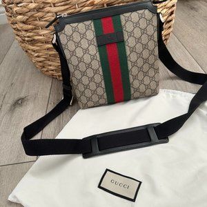 Authentic Gucci Messenger bag